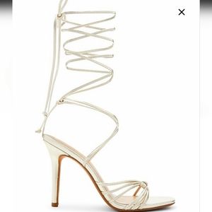 4/$24 EXPRESS Strappy Lace Up Heeled Sandals  Size 7 in Metallic Gold